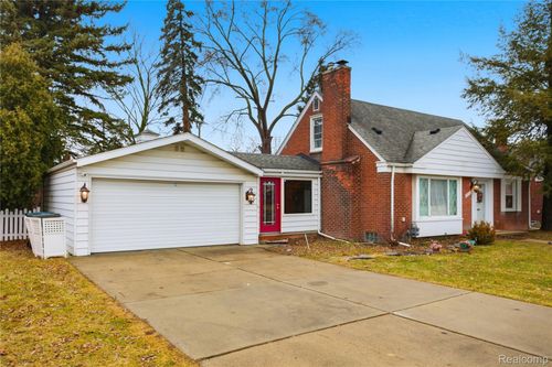 21270 Outer Dr, Dearborn, MI, 48124-3042 | Card Image