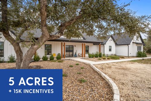 209 River Rdg, Boerne, TX, 78006-4515 | Card Image