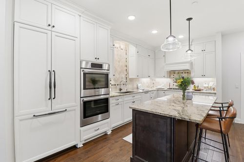 123-15420 Oakcroft Pl, Wayzata, MN, 55391-2182 | Card Image