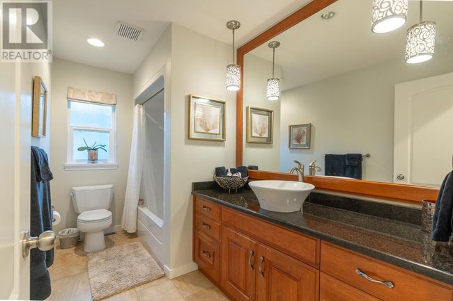 2015 High Country Blvd, House other with 4 bedrooms, 3 bathrooms and 2 parking in Kamloops BC | Image 34