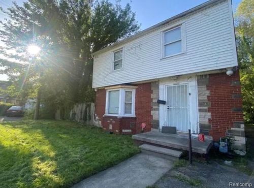 15551 Fordham St, Detroit, MI, 48205-2945 | Card Image