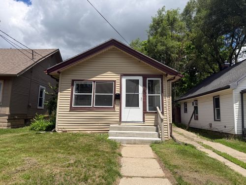 385 Central Ave, Pontiac, MI, 48341-3207 | Card Image