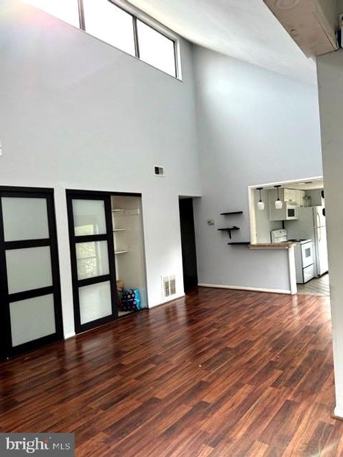 apt-3c-233 Township Line Rd, ELKINS PARK, PA, 19027-2257 | Card Image