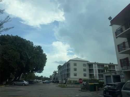 442-3001 Nw 48th Ave, Lauderdale Lakes, FL, 33313-7202 | Card Image