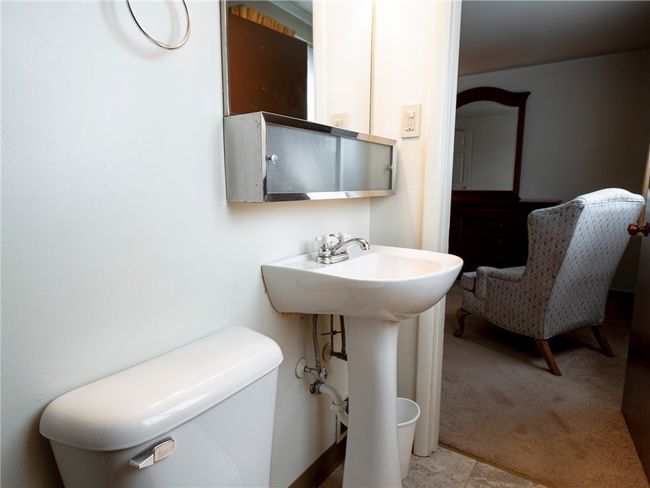237 Connecticut Dr, House other with 3 bedrooms, 2 bathrooms and 1 parking in Lower Burrell PA | Image 21