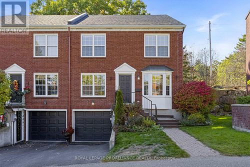 35 Country Club Pl, Brockville, ON, K6V6T6 | Card Image