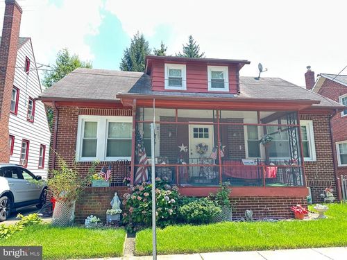 27 Penn St, PENNS GROVE, NJ, 08069-1326 | Card Image