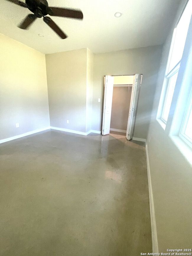 2 - 25617 Campbellton Rd, House other with 3 bedrooms, 2 bathrooms and null parking in San Antonio TX | Image 21