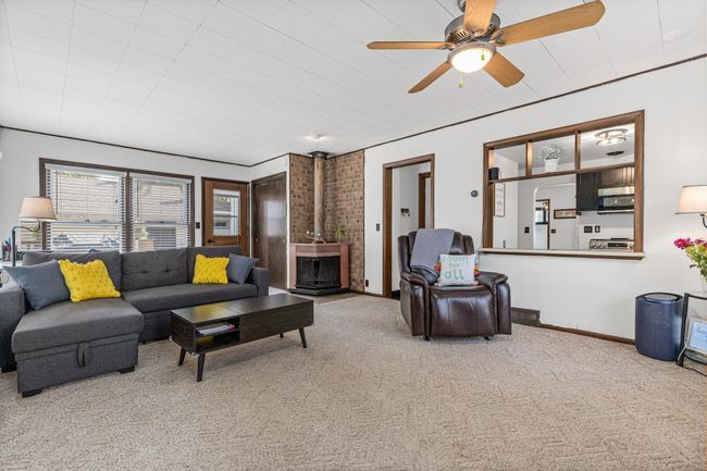 Fire Burning stove has never been used by Sellers | Image 12