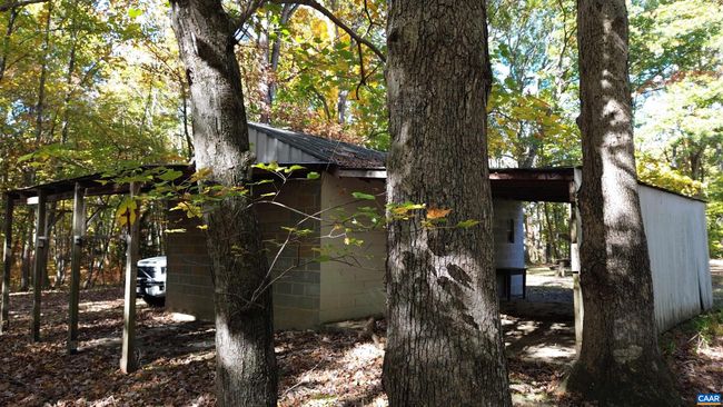 1367 S Constitution Rte, House other with 4 bedrooms, 1 bathrooms and null parking in DILLWYN VA | Image 24