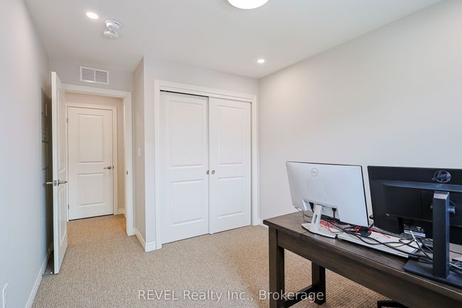 196 Heron St, House attached with 3 bedrooms, 3 bathrooms and 2 parking in Welland ON | Image 35