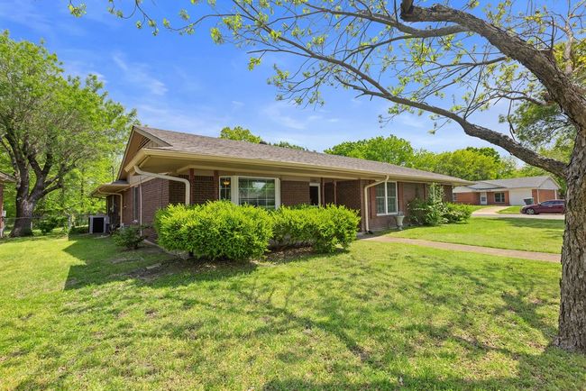 1203 Blanton Pl, House other with 3 bedrooms, 2 bathrooms and null parking in Sherman TX | Image 30