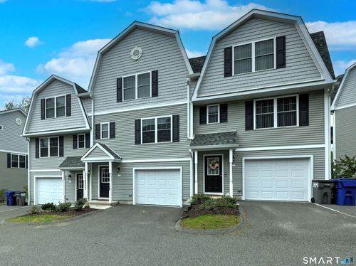 10-10 Barnum Ct, Bethel, CT, 06801-8001 | Card Image