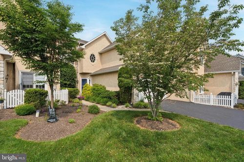 234 Winged Foot Dr, BLUE BELL, PA, 19422-3210 | Card Image