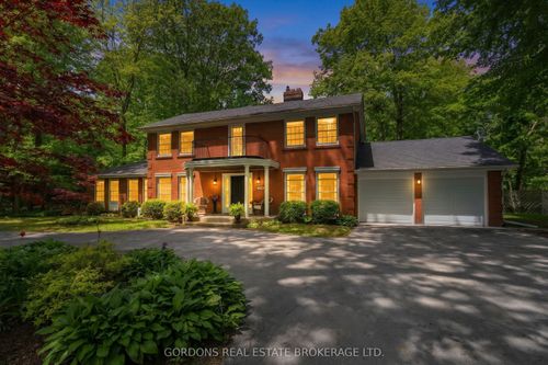 25 Riverside Dr, Kingston, ON, K7L4V1 | Card Image
