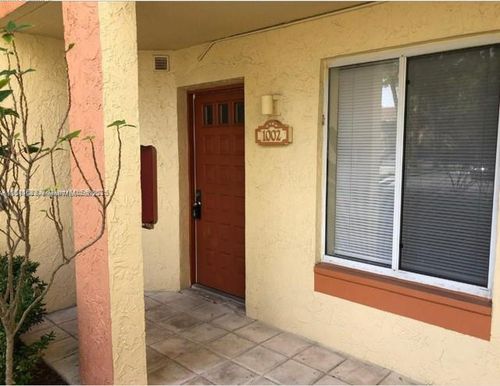 1002-1002 Coral Club Dr, Coral Springs, FL, 33071-5655 | Card Image