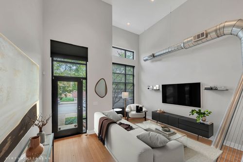 102-1100 Russell St, Nashville, TN, 37206-2969 | Card Image