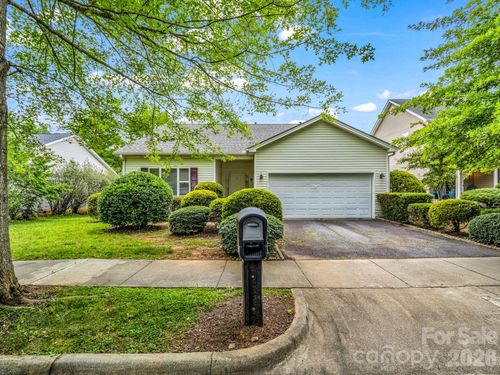6 Scottish Cir, Asheville, NC, 28803-1925 | Card Image