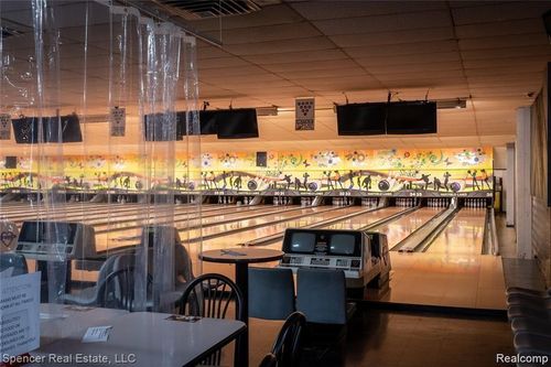 3490 12 Mile Rd, Berkley, MI, 48072-1346 | Card Image