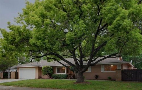 9706 Parktree Way, Elk Grove, CA, 95624 | Card Image