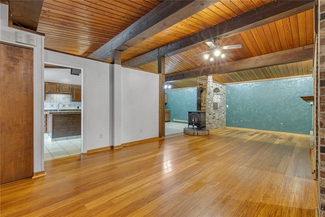 1369 Old Pulaski Rd, House other with 3 bedrooms, 3 bathrooms and 4 parking in Neshannock Twp PA | Image 12