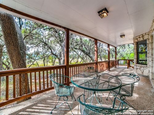 2580 Goat Hill Rd, Lakehills, TX, 78063-6858 | Card Image