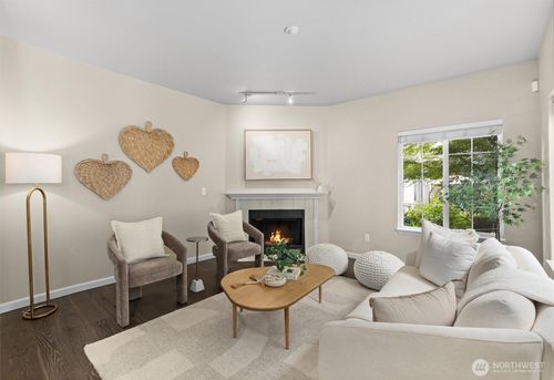 apt-r170-10909 Avondale Rd Ne, Redmond, WA, 98052-7243 | Card Image