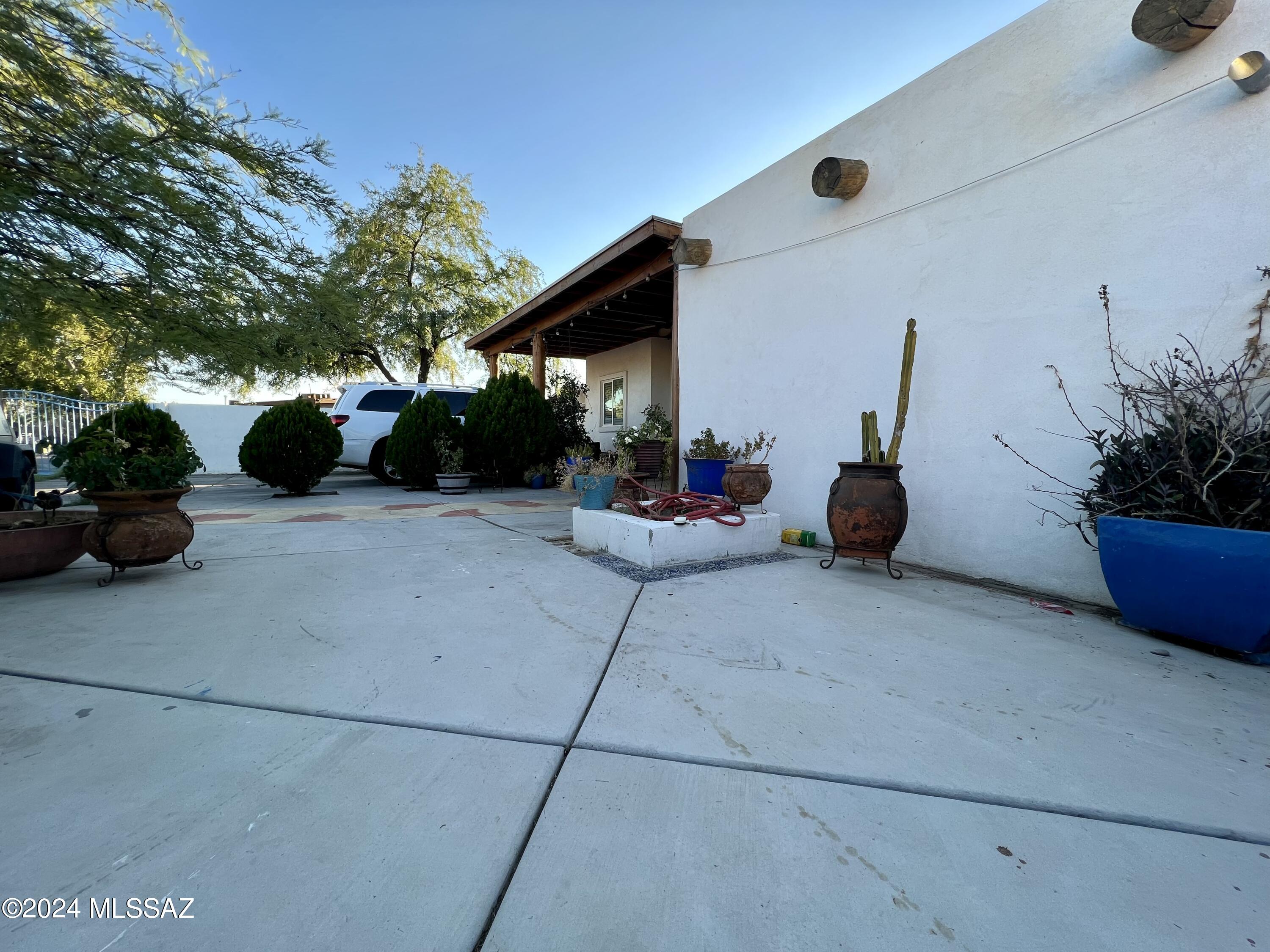 Bryant Pl, Tucson, AZ 85711