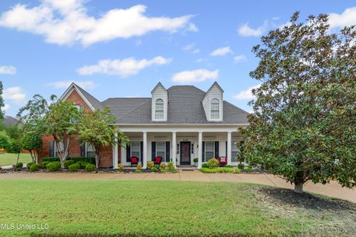 4140 Three Hawks Dr, Olive Branch, MS, 38654-8568 | Card Image