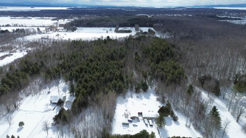 83 Hyde Rd, Grand Isle, VT, 05458-2117 | Card Image