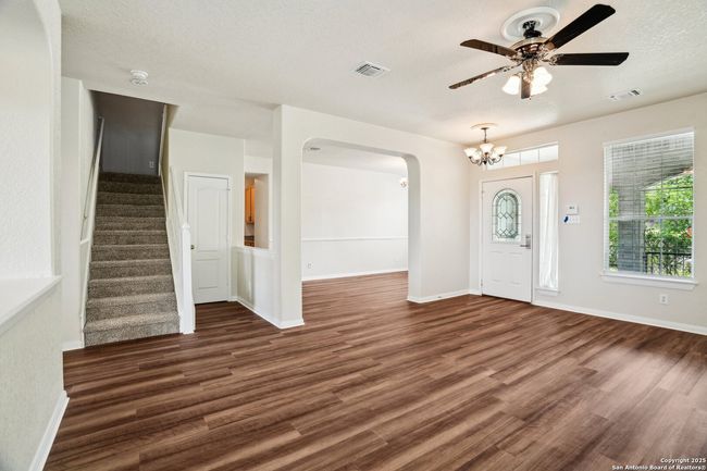 530 Mesa Loop, House other with 5 bedrooms, 3 bathrooms and null parking in San Antonio TX | Image 11