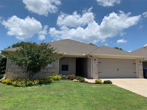 2011 S 15th St, Waco, TX, 76706-3075 | Card Image