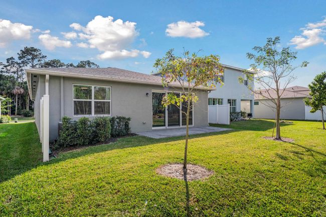 6746 Pointe Of Woods Drive, House other with 3 bedrooms, 2 bathrooms and null parking in West Palm Beach FL | Image 32