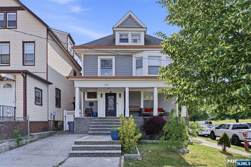 334 1st Ave, Elizabeth, NJ, 07206-1653 | Card Image
