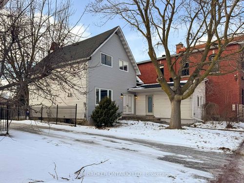 512 St Lawrence St, Winchester, ON, K0C2K0 | Card Image