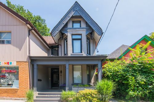 53 Lansdowne Ave, Toronto, ON, M6K2V7 | Card Image
