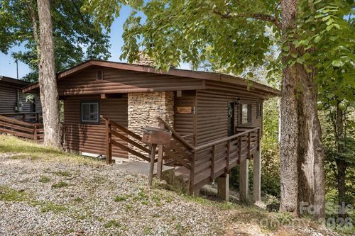 53-319 Blue Ridge Pkwy, Bryson City, NC, 28713 | Card Image