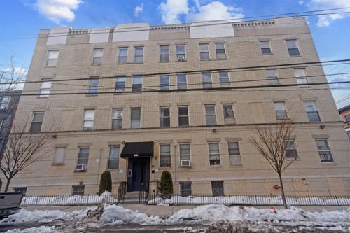 149 Grant Ave, Jersey City, NJ, 07305-3517 | Card Image