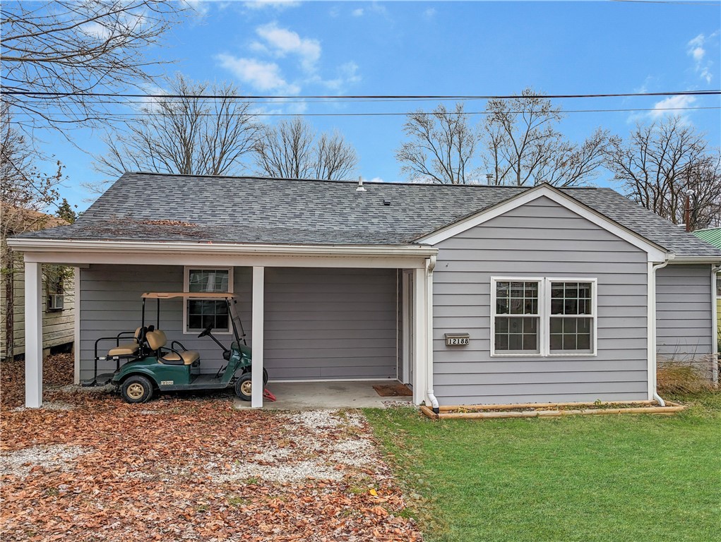 Mantor St, Conneaut Lake, PA 16316