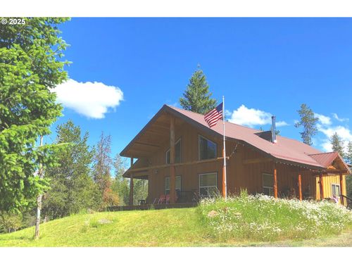 65262 Old Oregon Trail Rd, Meacham, OR, 97859-1139 | Card Image