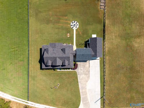 161 Sam Henley Ln, New Market, AL, 35761-8526 | Card Image