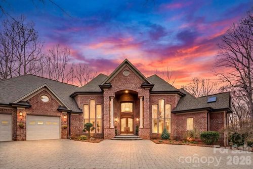 1043 Rolling Green Dr, Newton, NC, 28658-9229 | Card Image