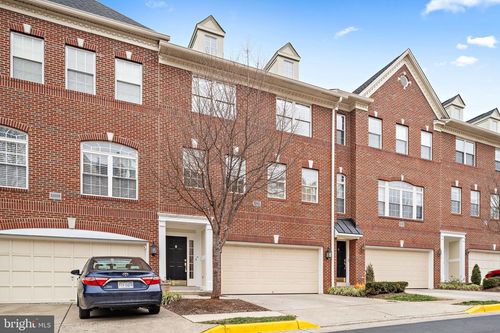 73-20377 Cottswold Ter, STERLING, VA, 20165-5160 | Card Image