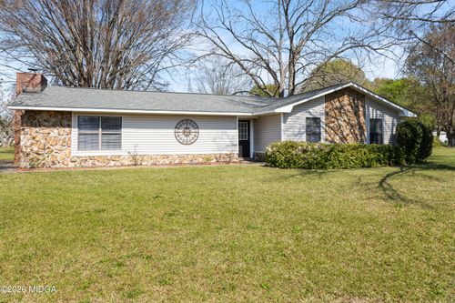 7020 Barcelona Blvd, Macon, GA, 31216-6507 | Card Image