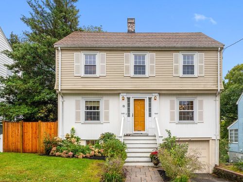 15 Eustis St, Arlington, MA, 02476-7610 | Card Image