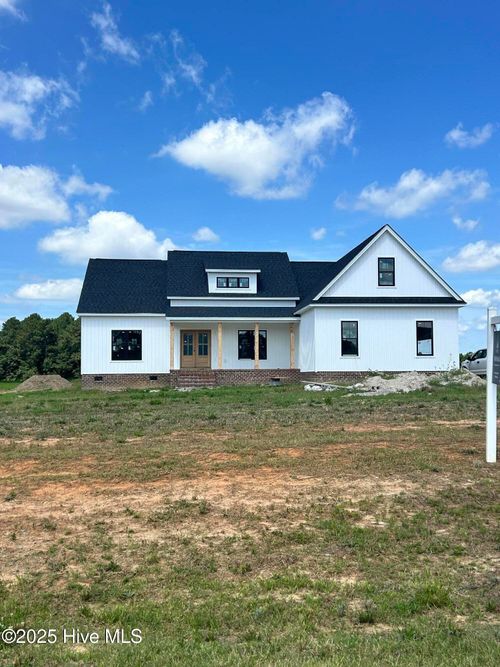 2237 Heartland Rd, Battleboro, NC, 27809-3305 | Card Image