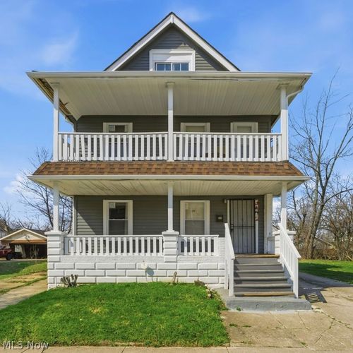 3672 E 144th St, Cleveland, OH, 44120-5083 | Card Image