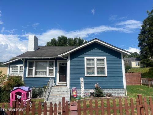 189 Bacon St, Jellico, TN, 37762-2401 | Card Image