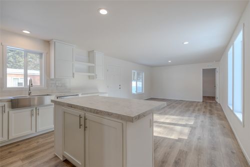 trlr-100-4870 Us Highway 93 S, Whitefish, MT, 59937-8515 | Card Image