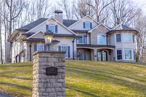 69 Kim Winona Ct, Ruscombmanor Twp., PA, 19522-8877 | Card Image